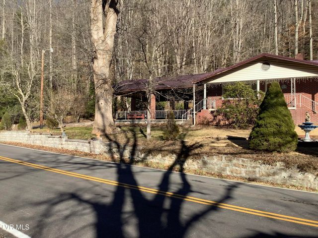 5610 Powell River Road, Norton, VA 24273