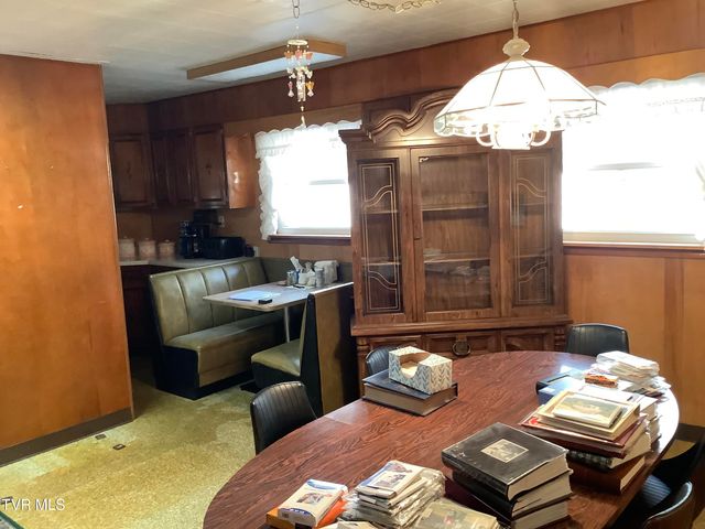 5610 Powell River Road, Norton, VA 24273