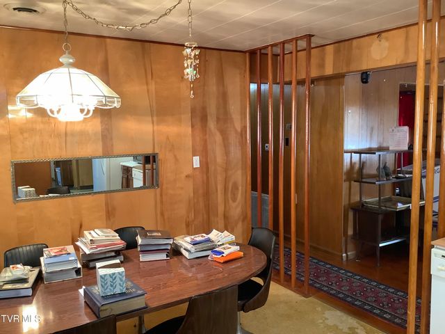 5610 Powell River Road, Norton, VA 24273