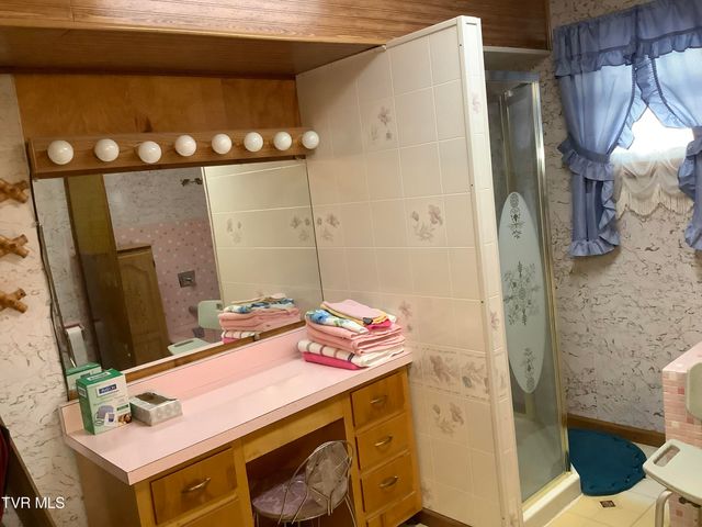 5610 Powell River Road, Norton, VA 24273