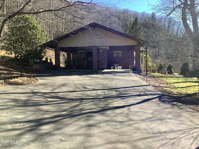 5610 Powell River Road, Norton, VA 24273