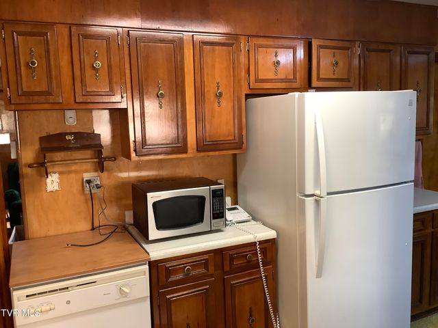 5610 Powell River Road, Norton, VA 24273