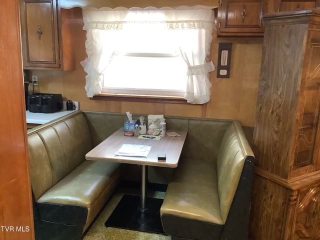 5610 Powell River Road, Norton, VA 24273