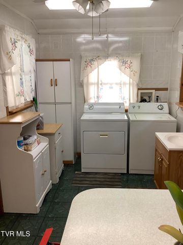 5610 Powell River Road, Norton, VA 24273