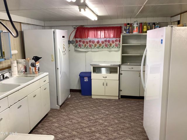 5610 Powell River Road, Norton, VA 24273