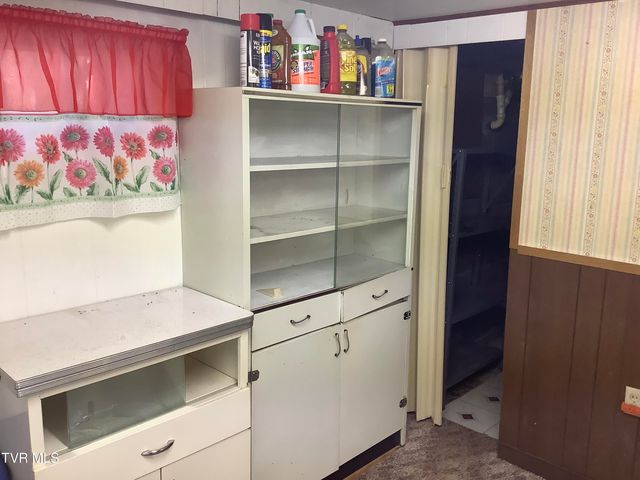 5610 Powell River Road, Norton, VA 24273