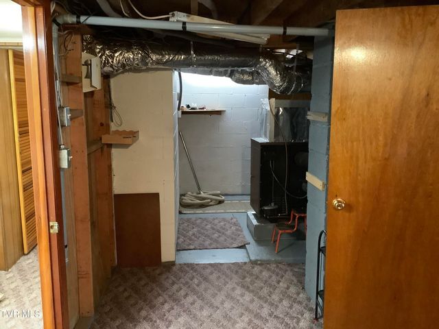 5610 Powell River Road, Norton, VA 24273