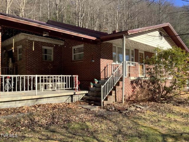 5610 Powell River Road, Norton, VA 24273