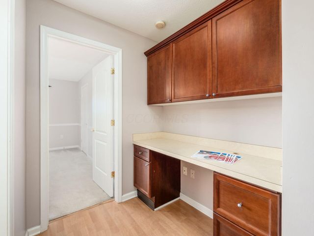 705 Hidden Springs Drive, Lewis Center, OH 43035