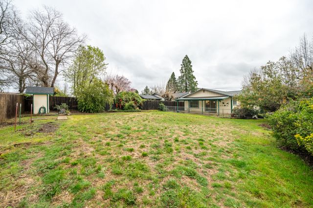 3586 E Keswick Dam Road, Redding, CA 96003
