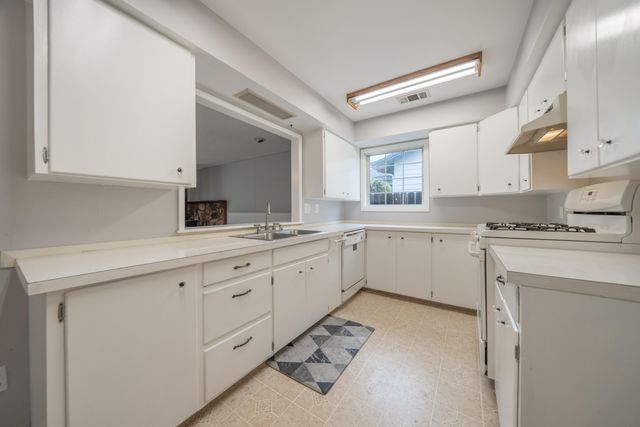 3586 E Keswick Dam Road, Redding, CA 96003