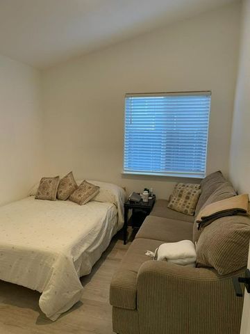 4501 Mirage Dr, Turlock, CA 95382