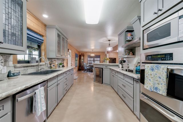 342 Longbranch Drive, Decatur, TX 76078