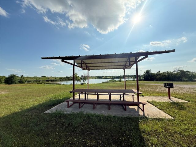 342 Longbranch Drive, Decatur, TX 76078