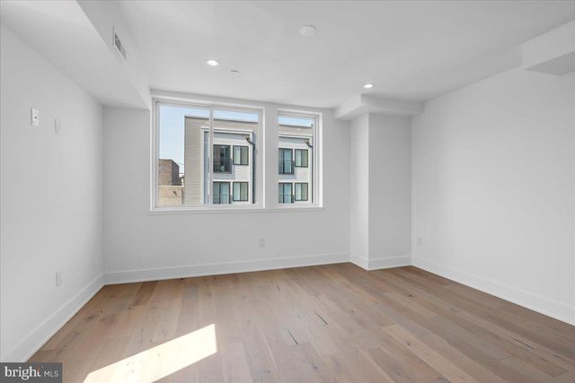 2620 E HAGERT ST, Philadelphia, PA 19125