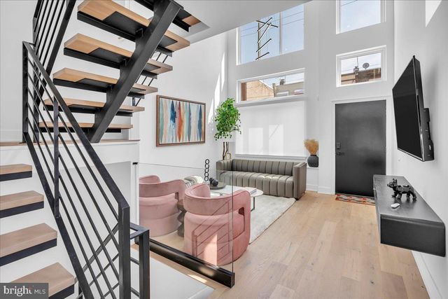 2620 E HAGERT ST, Philadelphia, PA 19125