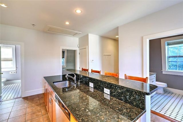225 Carpenter Street 3, Providence, RI 02903