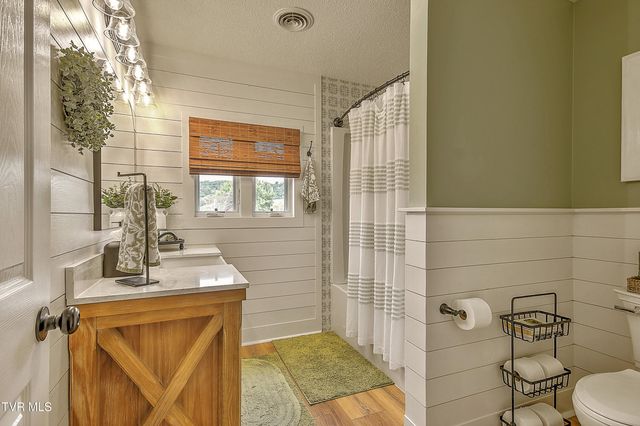 5110 Tyler Circle, Bristol, VA 24202