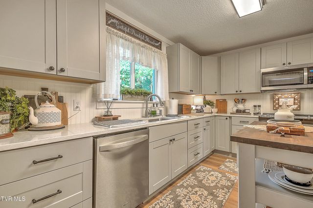 5110 Tyler Circle, Bristol, VA 24202