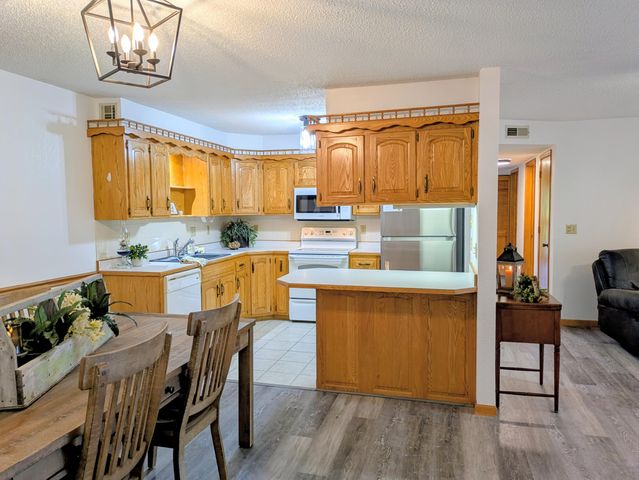 150 Sunken Forest Dr. 2-118, Forsyth, MO 65653