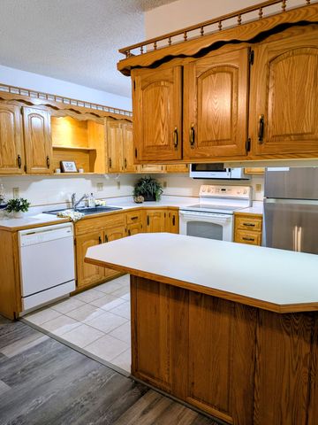 150 Sunken Forest Dr. 2-118, Forsyth, MO 65653