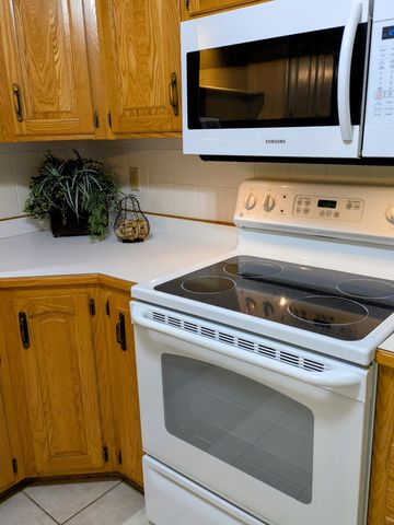 150 Sunken Forest Dr. 2-118, Forsyth, MO 65653