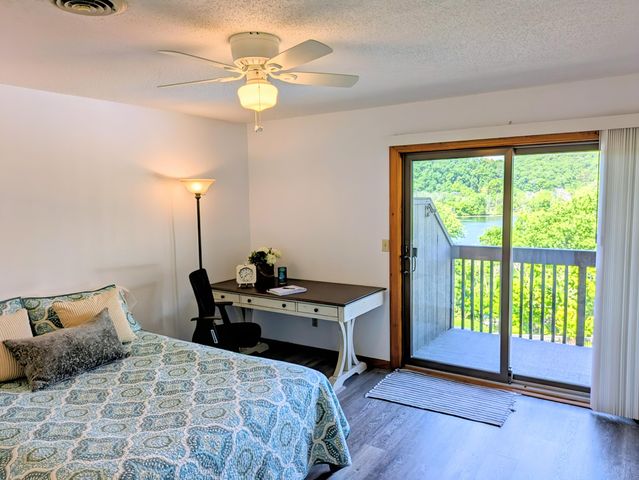 150 Sunken Forest Dr. 2-118, Forsyth, MO 65653