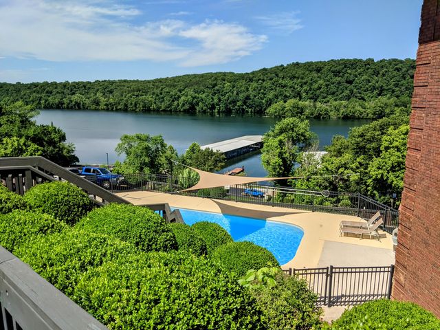 150 Sunken Forest Dr. 2-118, Forsyth, MO 65653