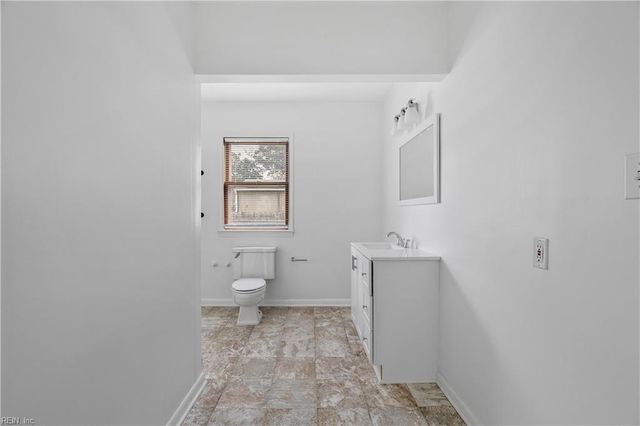 405 Tekoa RD, Chesapeake, VA 23325