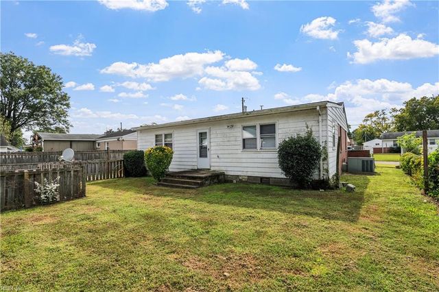 405 Tekoa RD, Chesapeake, VA 23325