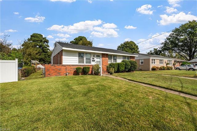 405 Tekoa RD, Chesapeake, VA 23325