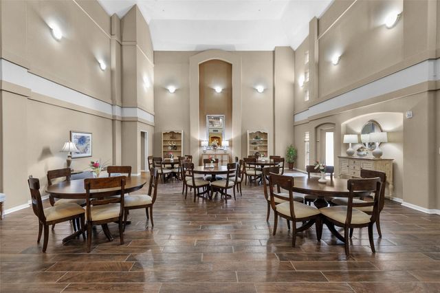 2815 Kings Crossing Drive 102, Houston, TX 77345