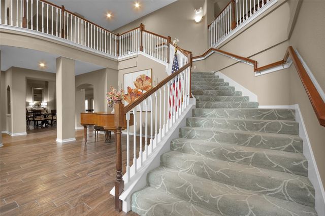 2815 Kings Crossing Drive 102, Houston, TX 77345