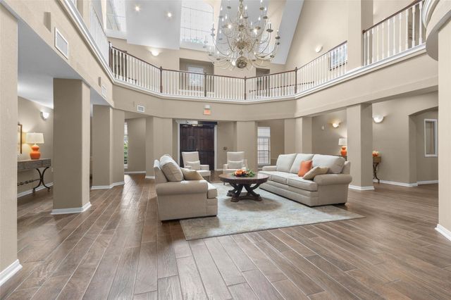 2815 Kings Crossing Drive 102, Houston, TX 77345