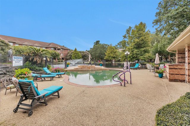 2815 Kings Crossing Drive 102, Houston, TX 77345