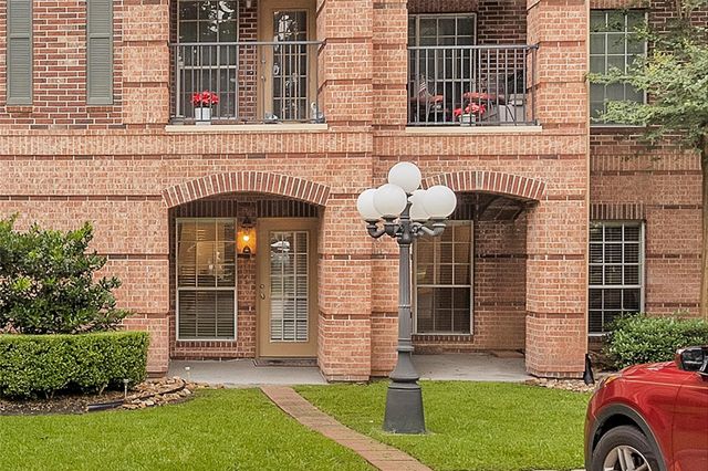 2815 Kings Crossing Drive 102, Houston, TX 77345