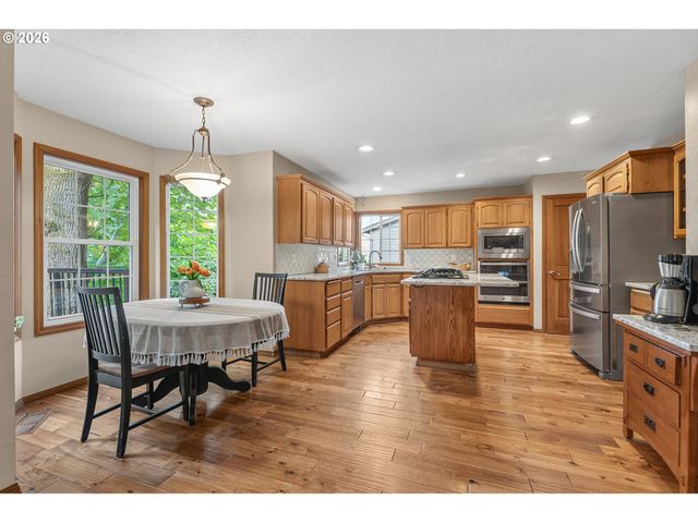 14940 Sw ROSARIO Ln, Portland, OR 97224