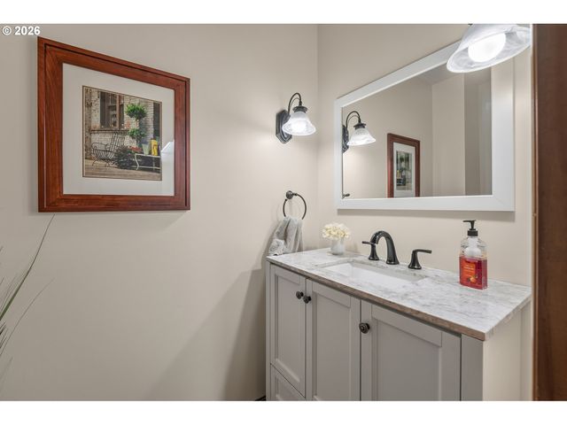 14940 Sw ROSARIO Ln, Portland, OR 97224