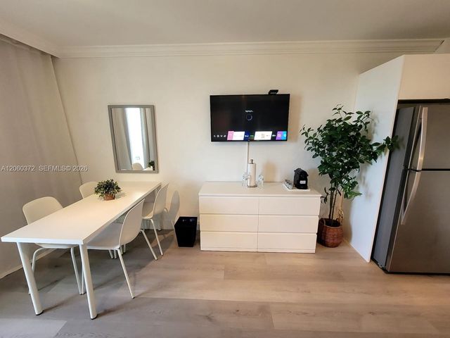 19201 Collins Avenue 632, Sunny Isles Beach, FL 33160