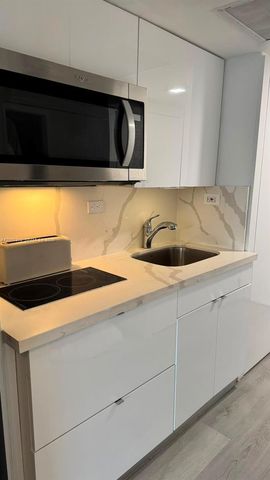 19201 Collins Avenue 632, Sunny Isles Beach, FL 33160