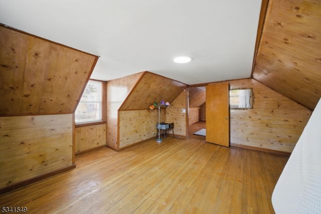 136 CATHERINE AVE, Mahwah Twp., NJ 07430