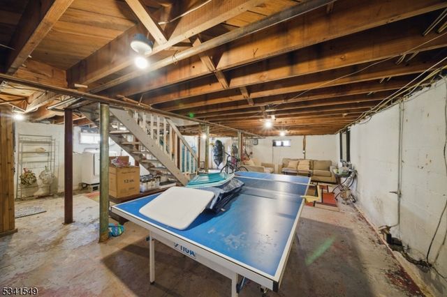 136 CATHERINE AVE, Mahwah Twp., NJ 07430