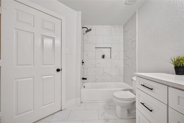10203 Glen Vista Drive, Dallas, TX 75217