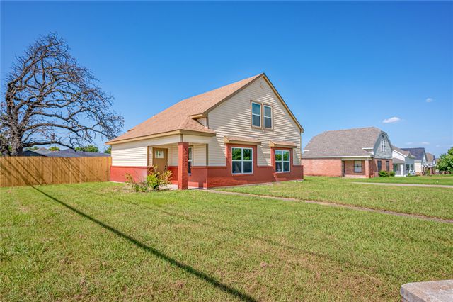 10203 Glen Vista Drive, Dallas, TX 75217