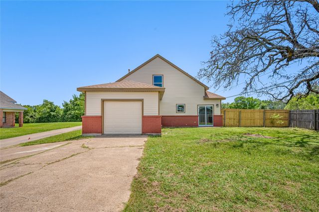 10203 Glen Vista Drive, Dallas, TX 75217