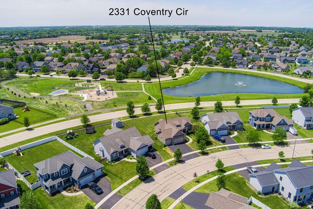 2331 Coventry Circle S, Sycamore, IL 60178