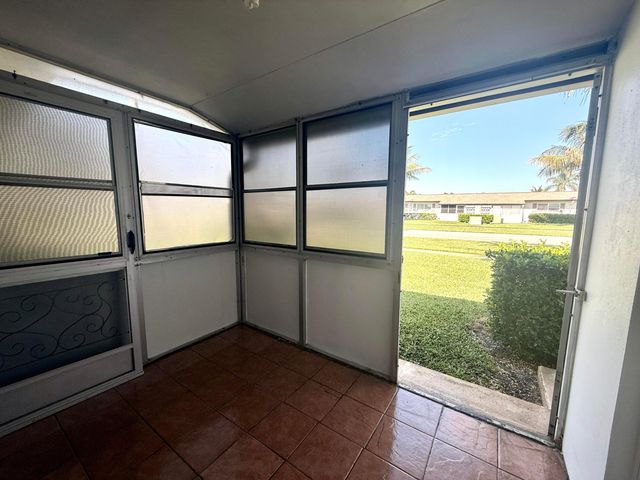 2854 E Crosley Dr Drive E J, West Palm Beach, FL 33415