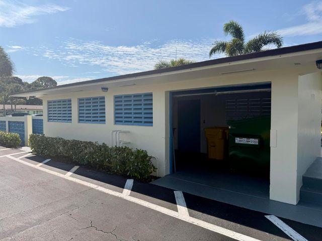 2854 E Crosley Dr Drive E J, West Palm Beach, FL 33415