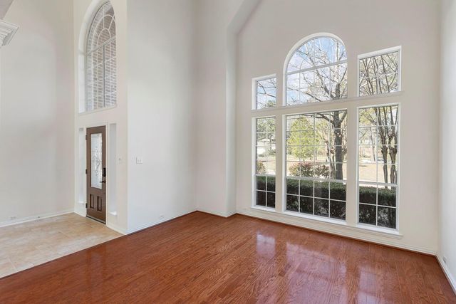 14 Mammoth Springs Court, The Woodlands, TX 77382