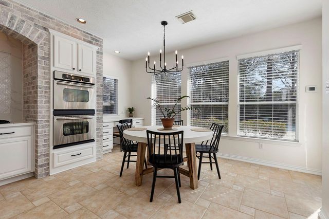 14 Mammoth Springs Court, The Woodlands, TX 77382